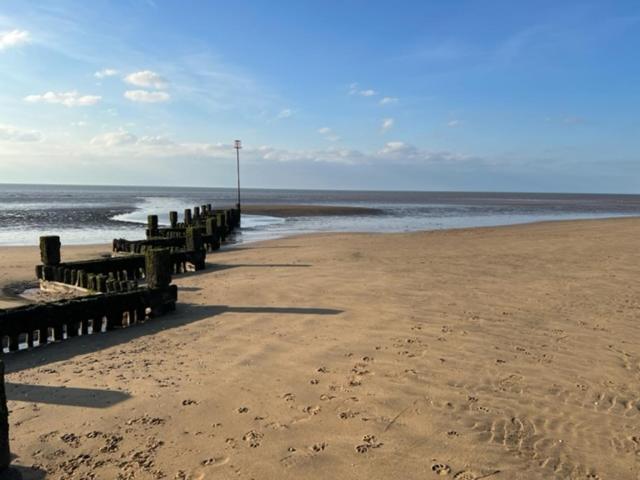 Gone To The Beach Flat 1 Hunstanton Exteriör bild