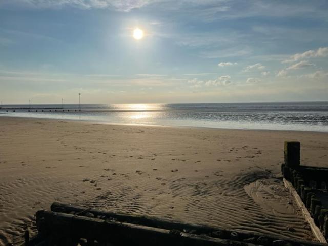 Gone To The Beach Flat 1 Hunstanton Exteriör bild