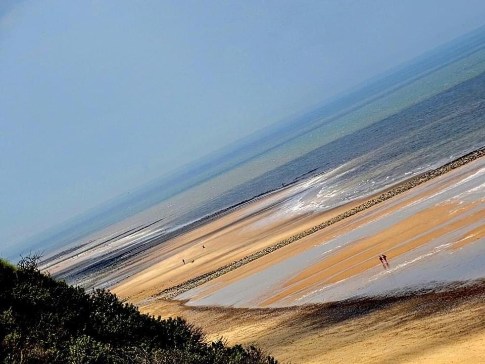 Gone To The Beach Flat 1 Hunstanton Exteriör bild